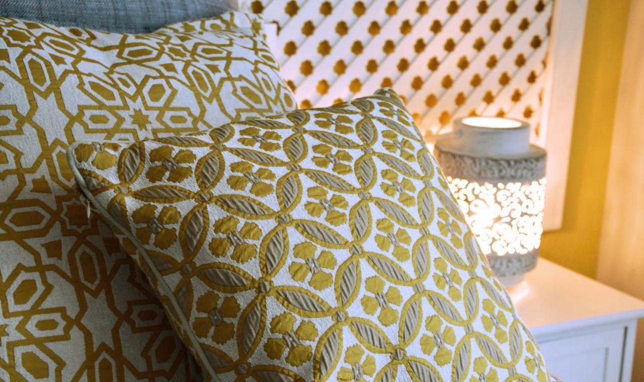 Yellow Jasper - Gemstone Getaway Marbella Exterior photo