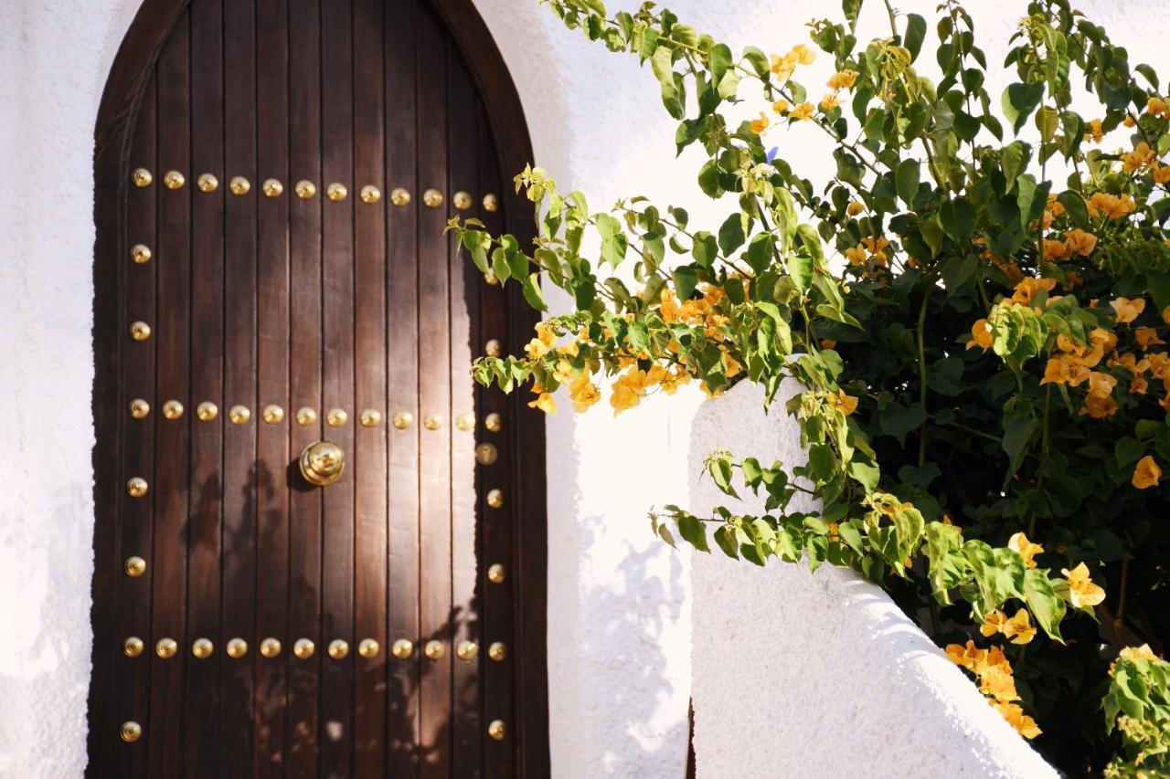 Yellow Jasper - Gemstone Getaway Marbella Exterior photo